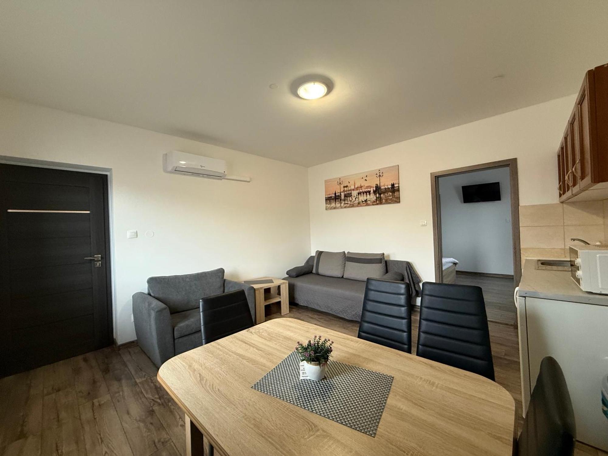 Veľký Meder Apartman Tereza מראה חיצוני תמונה